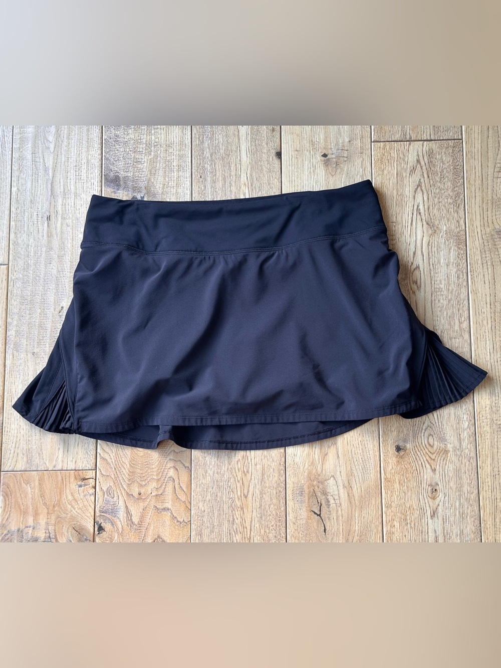 Lululemon Play Off The Pleats Skirt size 8